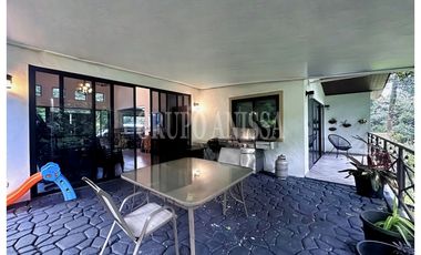Se Vende Hermosa Casa en Zona Alta, Altos del Maria