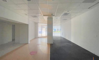 Local comercial en renta - 148 m2 - Sobre Calz. De la Viga