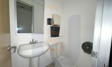 Local comercial en renta - 148 m2 - Sobre Calz. De la Viga