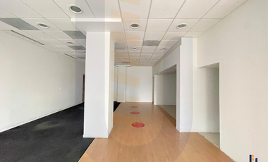 Local comercial en renta - 148 m2 - Sobre Calz. De la Viga