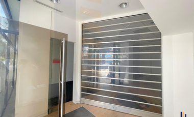 Local comercial en renta - 148 m2 - Sobre Calz. De la Viga