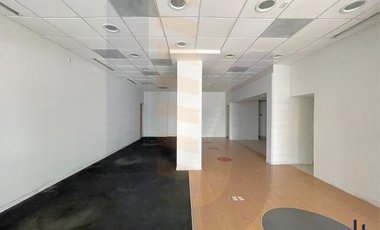 Local comercial en renta - 148 m2 - Sobre Calz. De la Viga