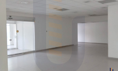 Local comercial en renta - 637 m2 - Sobre Av. Ermita Iztapalapa