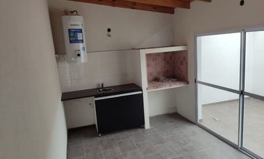 Casa PH en venta en Moron Centro