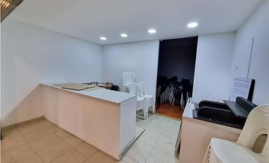 Local en Arriendo Sabaneta Sector Aves María