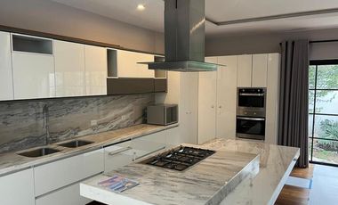 Preciosa casa en Parque Coahuila Lomas Cascatta