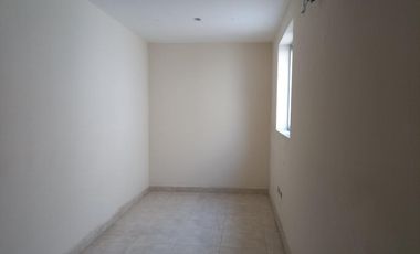 Edificio de Consultorios Médicos / Mitras Centro.