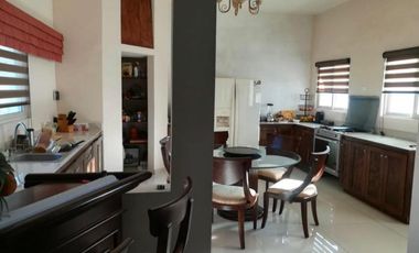 Hermosa Residencia en El Campo de Golf Ciudad del Sol, en Allende.