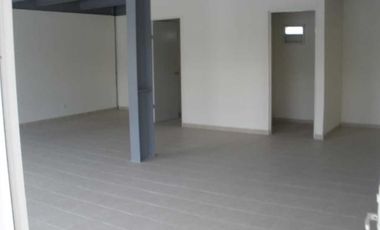 LOCALES PLAZA CADEREYTA