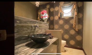 Increíble Casa en Veredalta de 2,342 m2 de Terreno.