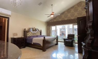 Increíble Casa en Veredalta de 2,342 m2 de Terreno.