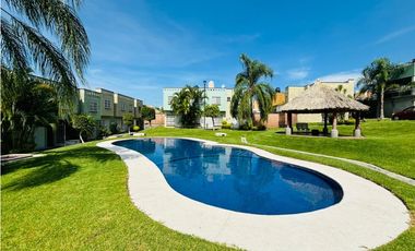 Casa en venta con alberca en Campo VERDE Acepto Infonavit