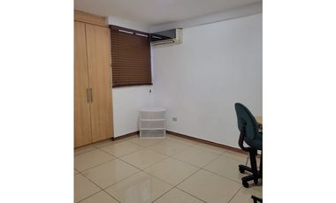 SEA CONFIABLE VENDE APTO EN  CONDADO DEL REY