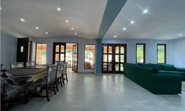 Alquiler de casa Ph camino de cruces remodelada con piscina