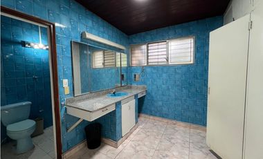 ALQUILER DE CASA COMERCIAL OBARRIO 10 RECAMARAS