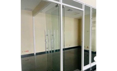 LOCAL COMERCIAL EN EL DORADO CAMINO DE CRUCES 247M2  PLANTA BAJA