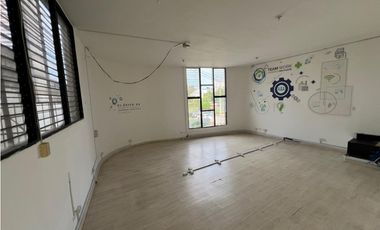 VENTA  OFICINA CALLE 50  F&F TOWER REVOLUTION (TORNILLO)