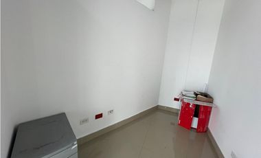 VENTA  OFICINA CALLE 50  F&F TOWER REVOLUTION (TORNILLO)