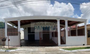 VENTA DE CASA EN BRISAS DEL GOLF