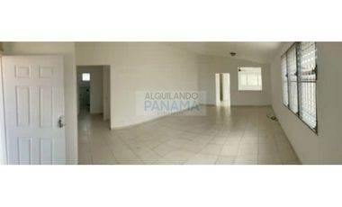 VENTA DE CASA EN BRISAS DEL GOLF