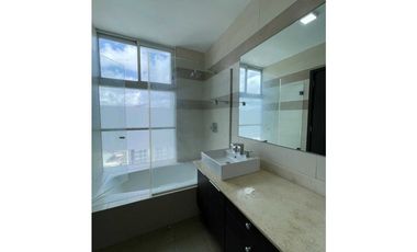 APARTAMENTO EN COSTA DEL ESTE COUNTRY CLUB 3REC 4.5B AMOBLADO 202M2