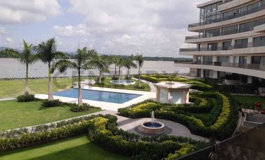 Venta Departamento Vista al Río en Urb. Sotonovo, Samborondón