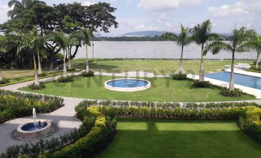 Venta Departamento Vista al Río en Urb. Sotonovo, Samborondón