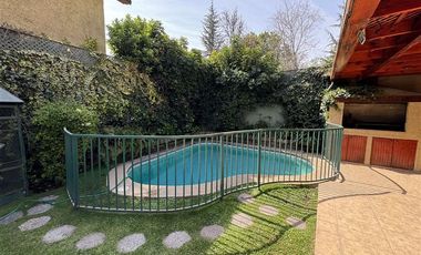 Casa en Arriendo en Excelente ubicación!! En Condominio!!