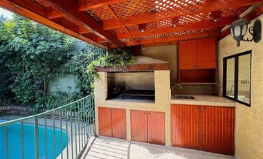 Casa en Arriendo en Excelente ubicación!! En Condominio!!