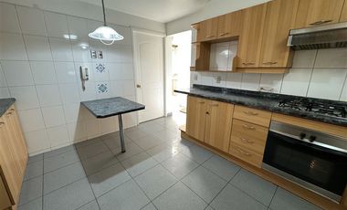 Casa en Arriendo en Excelente ubicación!! En Condominio!!