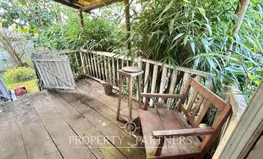 Linda casa antigua en sector comercial