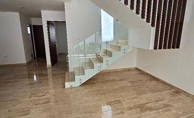 CASA EN VENTA EN RESIDENCIAL RIO CUMBRES CANCUN 4 RECAMARAS COLDWELL BANKER PUNTA SUR