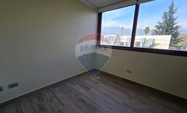 ARRIENDO DE DEPARTAMENTO REMODELADO