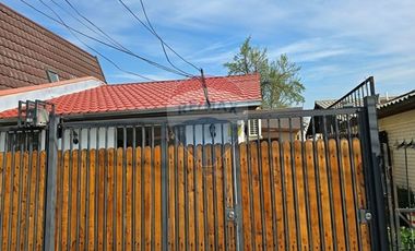 Acogedora Casa Familiar en Trinidad, La Florida