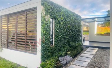 VENDO MAGNIFICA CASA EN LA CALERA