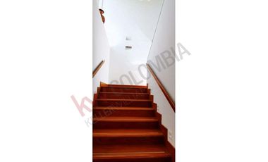 VENDO MAGNIFICA CASA LA CALERA