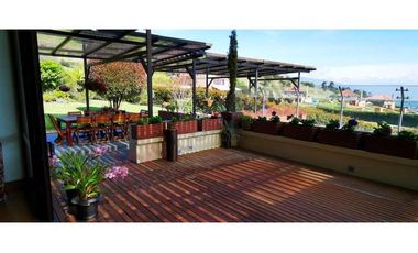 VENDO MAGNIFICA CASA LA CALERA