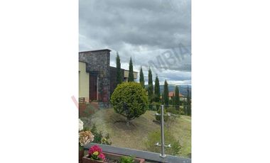 VENDO MAGNIFICA CASA LA CALERA