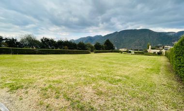 Vendo Lote De 2569.61m2 En Exclusivo Conjunto Cerrado - La Calera