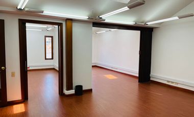 Excepcional Casa Colonial Ubicada En El Prestigioso Barrio De Quinta Camacho