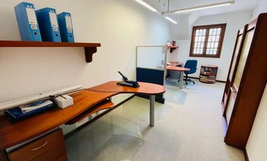 Excepcional Casa Colonial Ubicada En El Prestigioso Barrio De Quinta Camacho