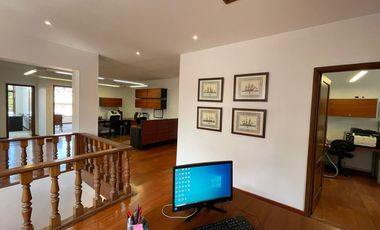 Excepcional Casa Colonial Ubicada En El Prestigioso Barrio De Quinta Camacho