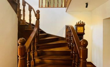 Excepcional Casa Colonial Ubicada En El Prestigioso Barrio De Quinta Camacho