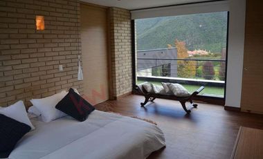VENDO CASA LA CALERA DISEÑO ÚNICO