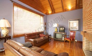 VENDO CASA ESPECTACULAR SIKASUE LA CALERA