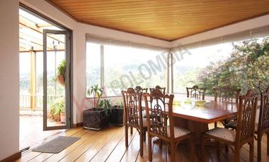 VENDO CASA ESPECTACULAR SIKASUE LA CALERA