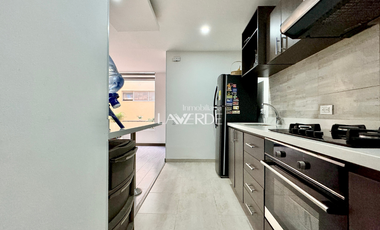 Venta - Apartamento De Dos Habitaciones En Primer Piso Con Terraza