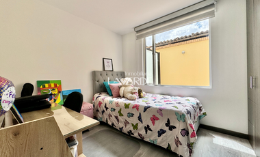 Venta - Apartamento De Dos Habitaciones En Primer Piso Con Terraza