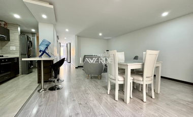 Venta - Apartamento De Dos Habitaciones En Primer Piso Con Terraza