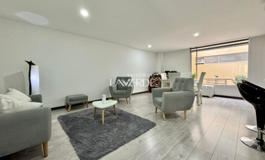 Venta - Apartamento De Dos Habitaciones En Primer Piso Con Terraza